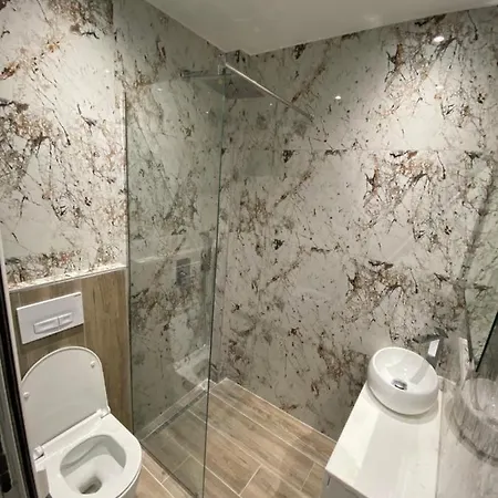 Eq Διαμέρισμα